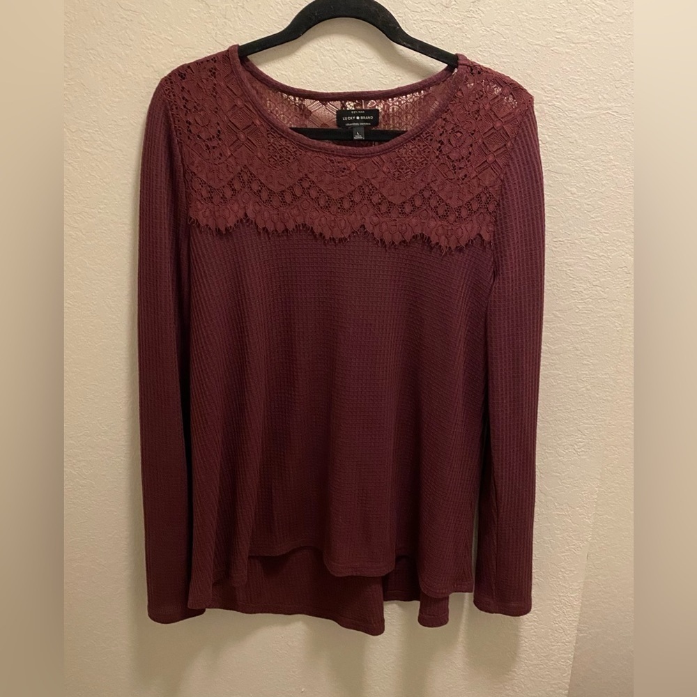Lucky Brand maroon waffle long sleeve shirt with lace detailing